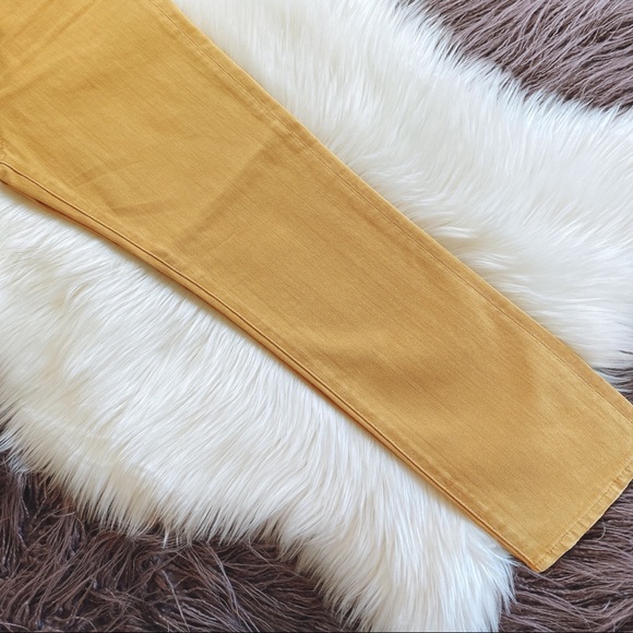 AG JEANS Isabelle Jeans in Sulfur Golden Emmer - Picture 5 of 7